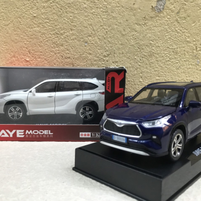 Mô hình xe Toyota highlander 2024 tỷ lệ 1:32