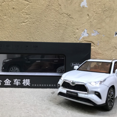 Mô hình xe TOYOTA Highlander Hybrid 2023 tỷ lệ 1:24