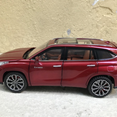 Mô hình xe TOYOTA Highlander Hybrid 2023 tỷ lệ 1:24
