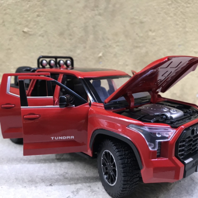 Mô hình xe TOYOTA Pickup Tundra 2023 tỷ lệ 1:24