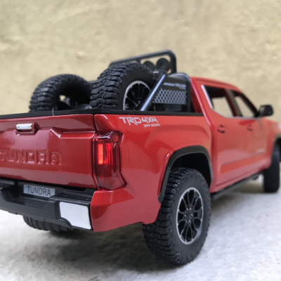 Mô hình xe TOYOTA Pickup Tundra 2023 tỷ lệ 1:24