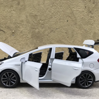 Mô hình xe TOYOTA Prius Alpha Hybrid tỷ lệ 1:32
