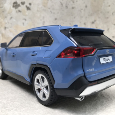 Mô hình xe TOYOTA RAV4 2024 tỷ lệ 1:24