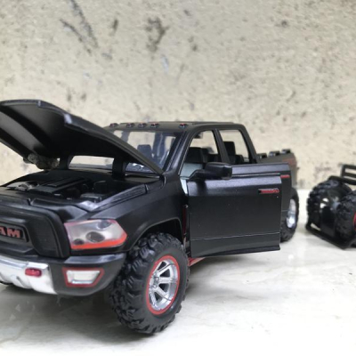 Mô hình xe bán tải Dodge RAM 1500 tỷ lệ 1:32