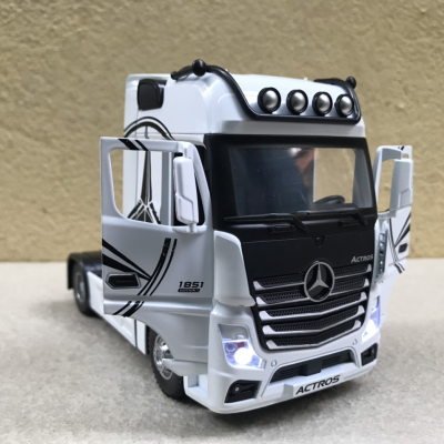 Mô hình xe Đầu kéo Container 1815 Mercedes tỷ lệ 1:36