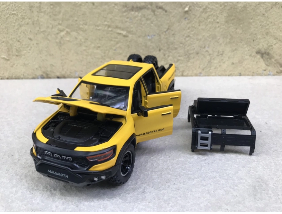 Mô hình xe Dodge Hennessey Mammoth 1000 TRX  tỷ lệ 1:32