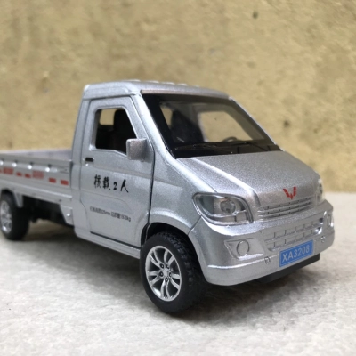 Mô hình xe Tải Minivan tỷ lệ 1:32