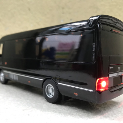 Mô hình xe Bus TOYOTA Coaster Premium 12 tỷ lệ 1:32