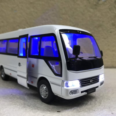 Mô hình xe Khách TOYOTA COASTER tỷ lệ 1:24
