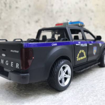 ​Mô hình xe Cảnh Sát Cơ Động 113 Ford Wildtrak tỷ lệ1:32