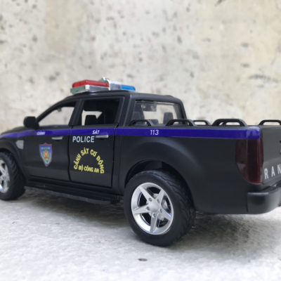 ​Mô hình xe Cảnh Sát Cơ Động 113 Ford Wildtrak tỷ lệ1:32