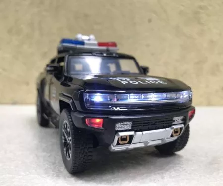 ​Mô hình xe Cảnh sát HUMMER Pickup 2024 tỷ lệ 1:32