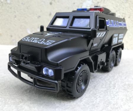 ​Mô hình xe Cảnh sát S.W.A.T 8230 tỷ lệ 1:32