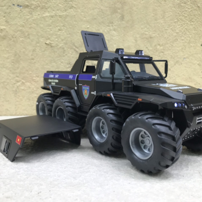 Mô hình xe CSCĐ 113 Bọc thép Shaman 8x8 tỷ lệ 1:24