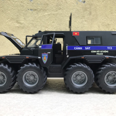 Mô hình xe CSCĐ 113 Bọc thép Shaman 8x8 tỷ lệ 1:24