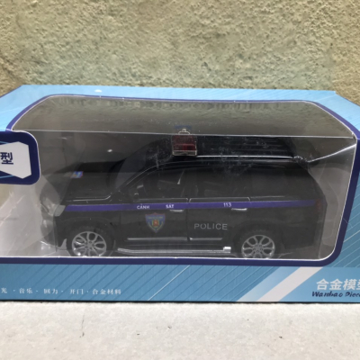Mô hình xe Landcruiser Police CSCĐ Việt Nam tỷ lệ 1:32