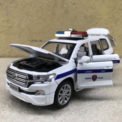 Mô hình xe Landcruiser Police CSGT VN tỷ lệ 1:32