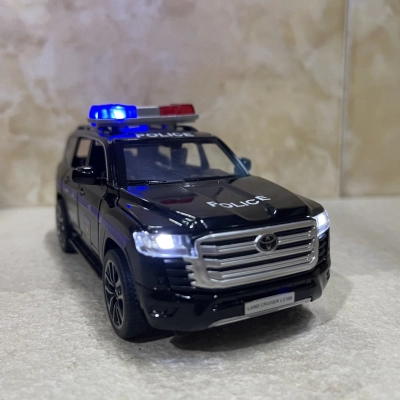 Mô hình xe Cảnh sát CSCĐ 113 Toyota LC300 tỷ lệ 1:32
