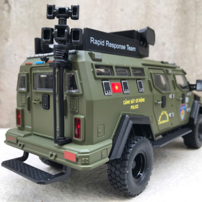 ​Mô hình xe Police CSCĐ VN Sabretooth tiger tỷ lệ 1:24