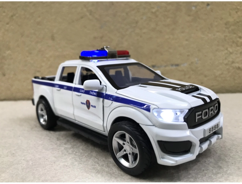 Mô hình xe Cảnh sát CSGT Ford Wildtrak  tỷ lệ 1:32