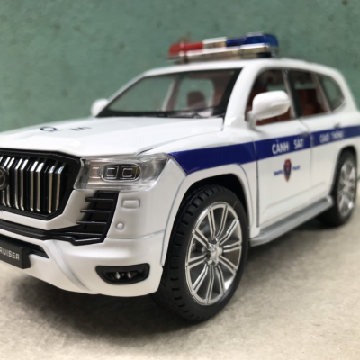 Mô hình xe Cảnh sát CSGT LandCruiser-Prado tỷ lệ 1:24