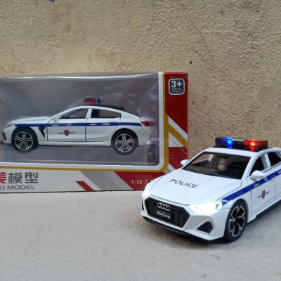 ​Mô hình xe Police CSGT VN AUDI RS7 Tỷ lệ 1:32