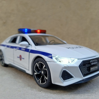 ​Mô hình xe Police CSGT VN AUDI RS7 Tỷ lệ 1:32