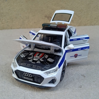 ​Mô hình xe Police CSGT VN AUDI RS7 Tỷ lệ 1:32
