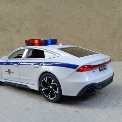 ​Mô hình xe Police CSGT VN AUDI RS7 Tỷ lệ 1:32