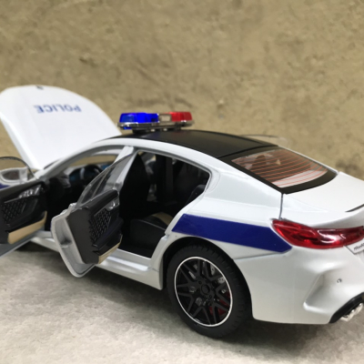 Mô hình xe Cảnh Sát​ CSGT VN BMW M8 tỷ lệ 124