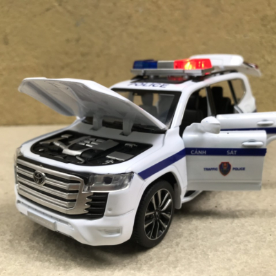 Mô hình xe Cảnh sát CSGT VN Toyota LC300 tỷ lệ 1:32