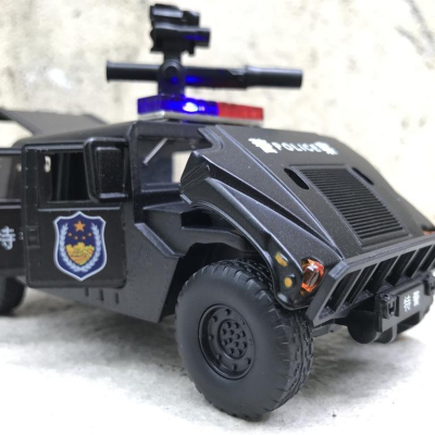 Mô hình xe Police Humvee tỷ lệ 1:32