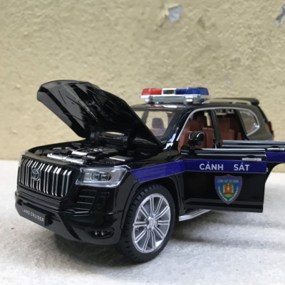 Mô hình xe Police land Cruiser GR CSCĐ 113  tỷ lệ 1:24