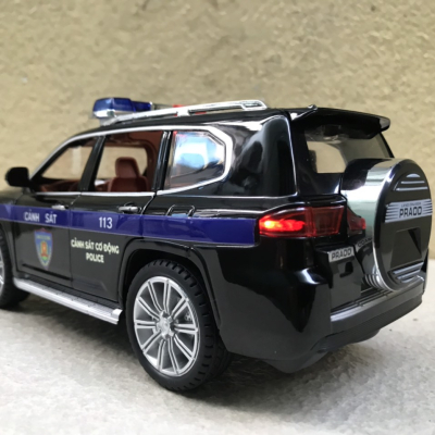 Mô hình xe Police land Cruiser GR CSCĐ 113  tỷ lệ 1:24