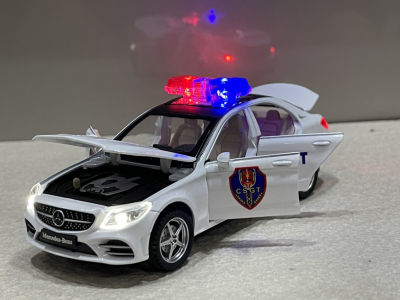 ​Mô hình xe Police Mercedes C260L-CSGT tỷ lệ 1:32