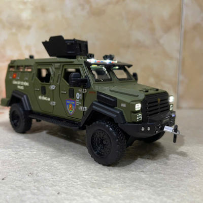 ​Mô hình xe Police Tiger Sabretooth CSCĐ  tỷ lệ 1:32