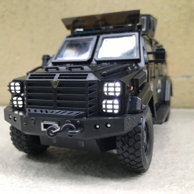 Mô hình xe Quân sự Bọc thép Sabretooth Tiger CSCĐ-VN tỷ lệ 1:24