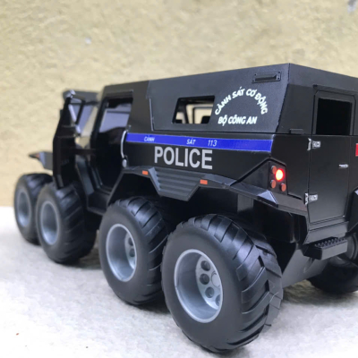Mô hình xe Shawman Police CSCĐ 113 tỷ lệ 1:32