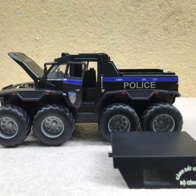 Mô hình xe Shawman Police CSCĐ 113 tỷ lệ 1:32