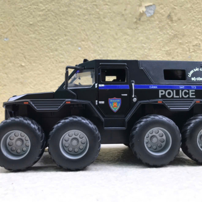 Mô hình xe Shawman Police CSCĐ 113 tỷ lệ 1:32