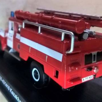 Đồ chơi mô hình xe CỨU HỎA (liên Xô) - ZIL 130  (1964) - 1:57