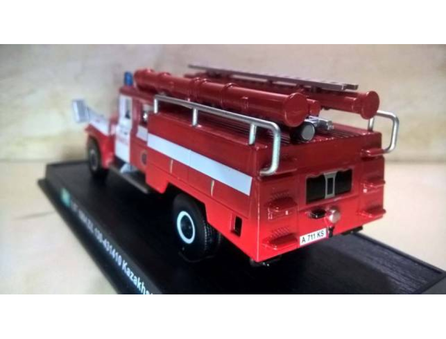 Đồ chơi mô hình xe CỨU HỎA (liên Xô) - ZIL 130 (1964) - 1:57 Đồ chơi mô hình xe CỨU HỎA (liên Xô) - ZIL 130 (1964) - 1:57