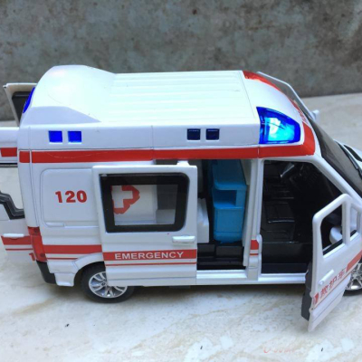 Mô hinh Ô Tô xe  Cứu thương Mercedes tỷ lệ 1:32
