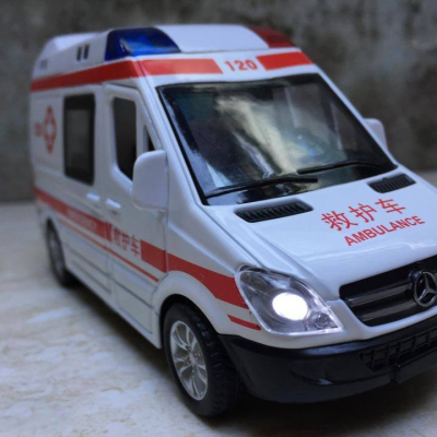 Mô hinh Ô Tô xe  Cứu thương Mercedes tỷ lệ 1:32