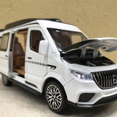 Mô hình xe Mercedes Sprinter Limuosine  tỷ lệ 1:24