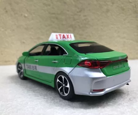 ​Mô hình xe ô tô Taxi TOYOTA Corolla 2021 tỷ lệ 1:32