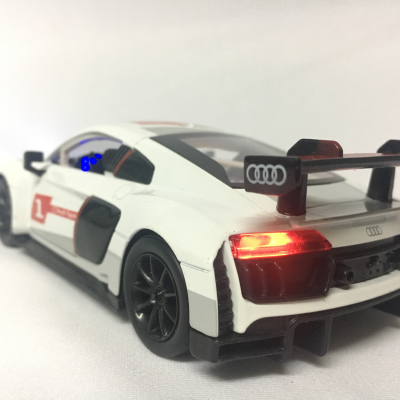 Đồ chơi mô hình xe Ô Tô Audi R8 Sport tỷ lệ 1:32