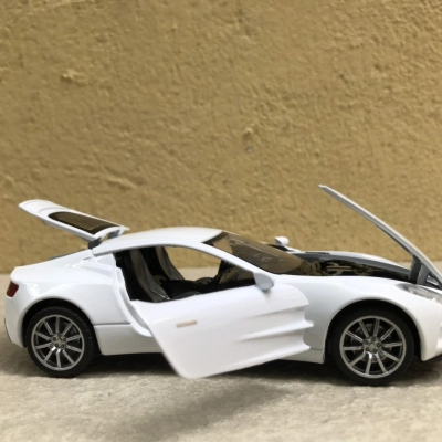 Mô hình xe Astom Martin One  tỷ lệ 1:32