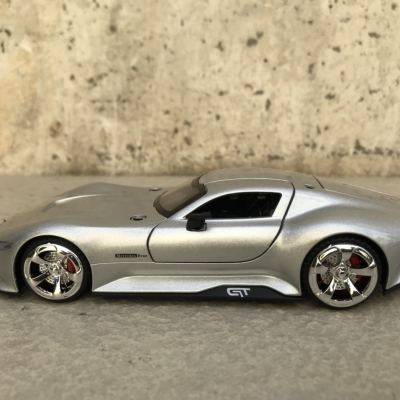 ​Mô hình xe Mercedes-Benz AMG Vision GT tỷ lệ 1:32