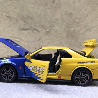 Mô hình xe NISSAN GTR R34 Sports tỷ lệ 1:32